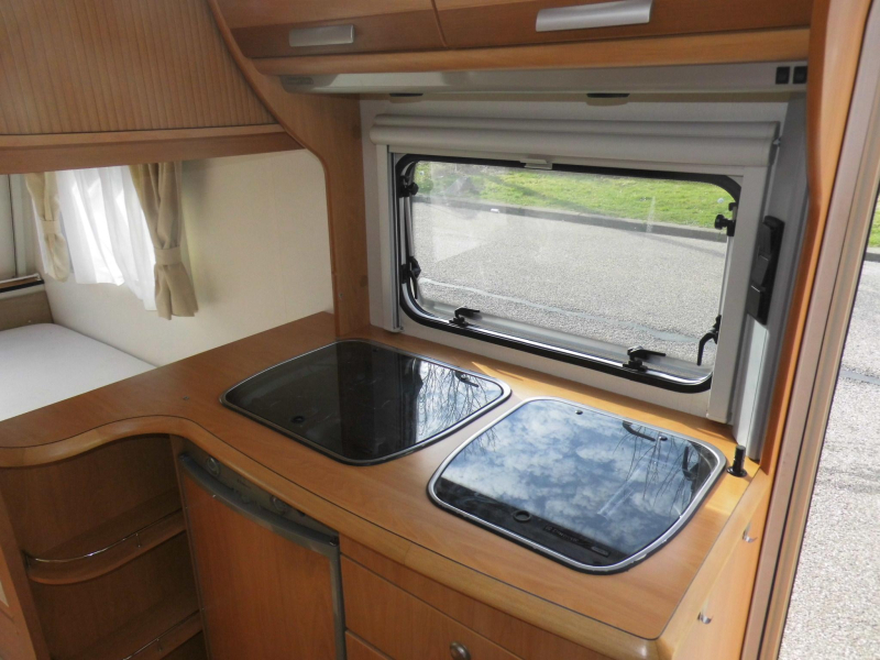 Chateau Calista 470 2x single beds, awning photo: 4
