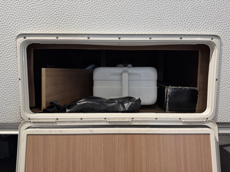 Adria Aviva 370 CP Mover | Bunk bed | Bicycle photo: 9