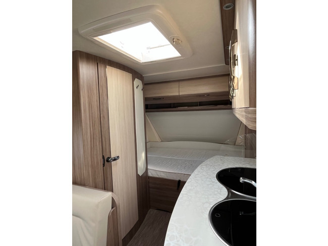 Hobby 440 Sf De Luxe Topzustand! Festbett 2014 Foto: 8