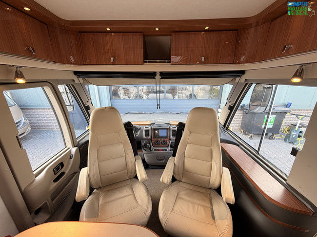 Hymer B 674SL foto: 16