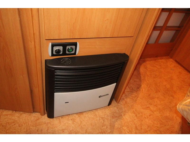 Dethleffs Beduin Emotion 515 DB Mover, Fietsenrek, Luifel  foto: 18