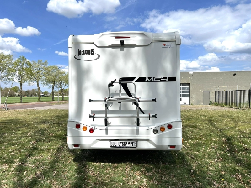 McLouis MC4 281 Queens-Bett und Hubbett Foto: 2