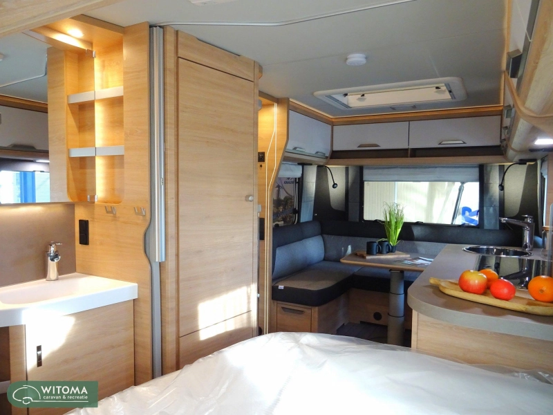 Knaus Sudwind Black Selection 450 FU Witoma 50 jaar aanbieding  foto: 5