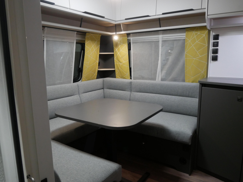 Fendt Apero 495 SFB GRATIS MOVER 