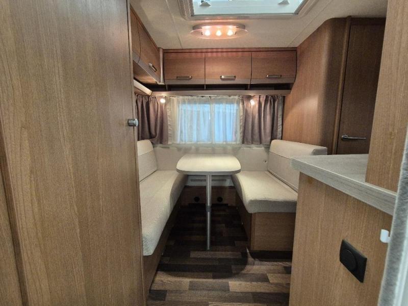 Knaus Sport 420 QD zakluifel met zijwanden  foto: 4