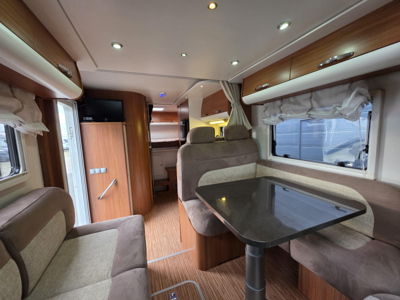 Adria Matrix M 680 SP 5 Gordeplaatsen!  foto: 11