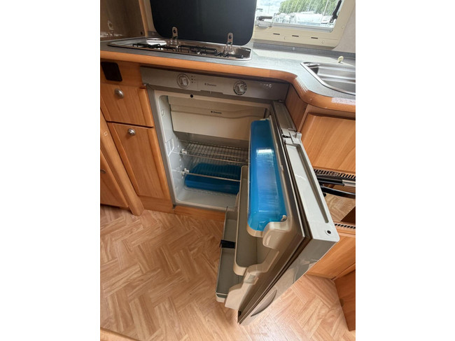 Adria Stargo 670SP MB 316Cdi Maxxfan Luifel Oven 1Ste Eigenaar foto: 18