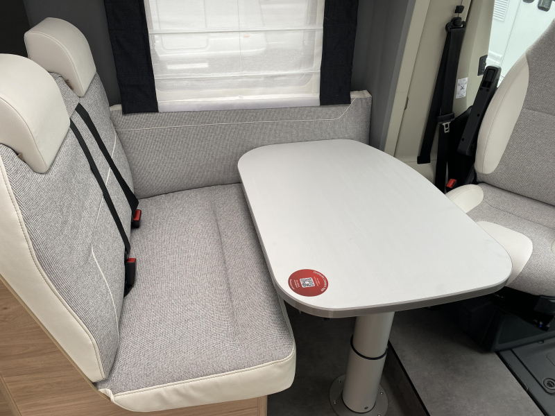 Dethleffs Just Camp T 7052 EB Inklusive Active Paket Foto: 7