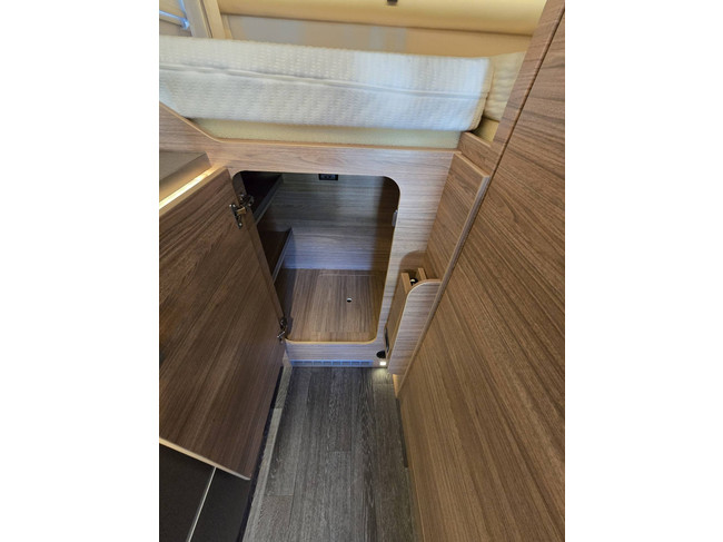Weinsberg X-CURSION 500 MQ EDITION PEPPER 150 PK AUTOMAAT SLECHTS 12.142 KM !! APPLE CAR PLAY ANDROID AUTO ADAPTIVE CC TV + SATELLIET STOELVERWARMING DRAAISTOELEN foto: 16