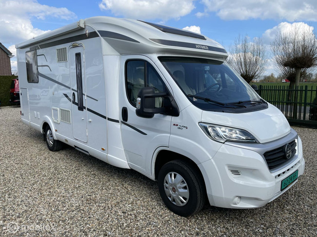 Hymer Tramp 698 Semi-integraal met Hef én Queensbed 2X Airco, Solar zéér weinig km's! foto: 0