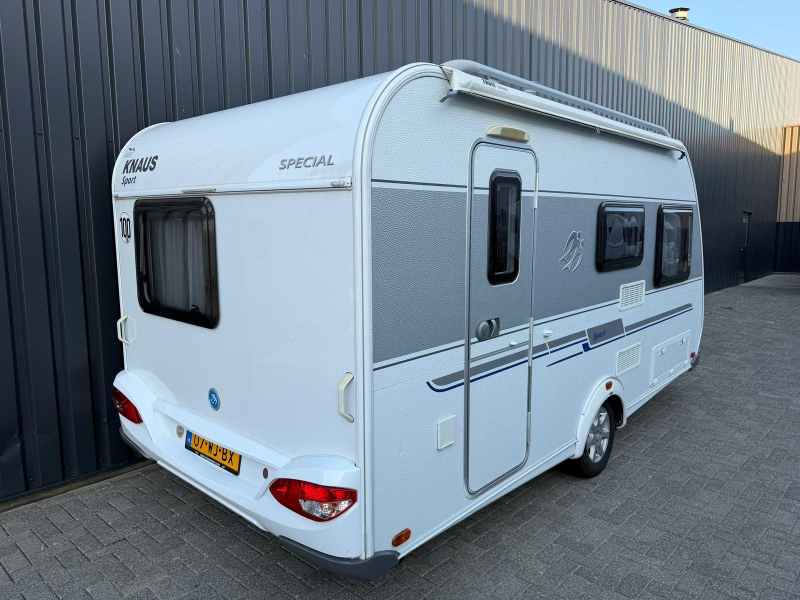 Knaus Sport Special 420 QD Mover/ Toldo/ Avance foto: 2