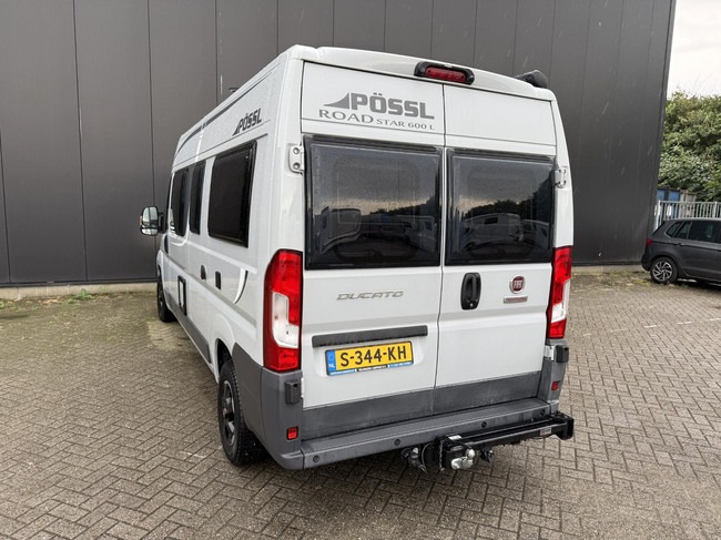 Pössl Roadstar 600L Automaat Lengtebedden foto: 5