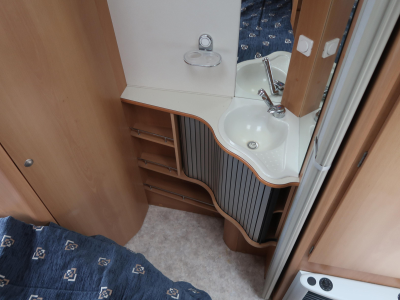 Kip Navigator 44 TDB MET MOVER EM VOORTENT  foto: 10