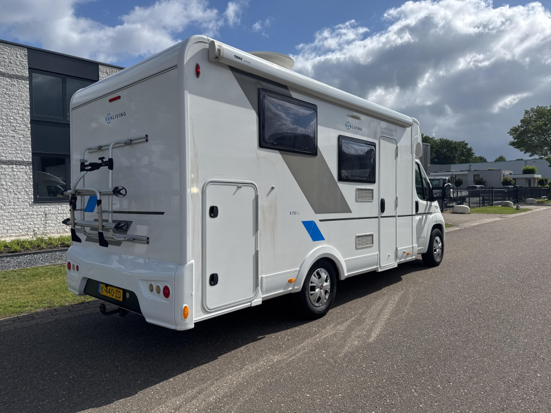 Sun Living S 70 SL Camas longitudinales cama abatible foto: 8