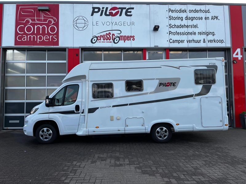 Pilote P 706 GJ Camper, 4 person photo: 1