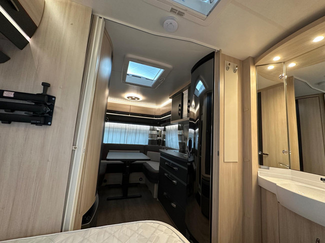 Hobby De Luxe Edition 460 Ufe photo: 20