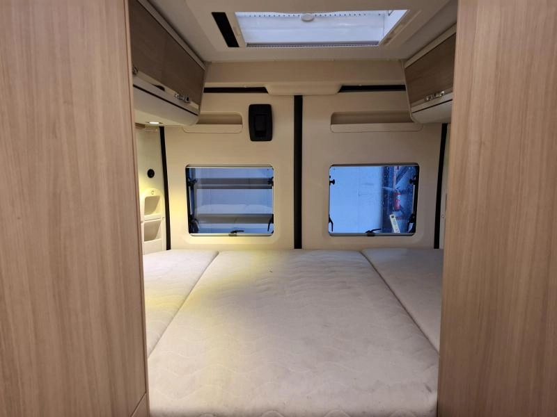 Adria Twin 600 SP 160CV Cama transversal Enganche foto: 1