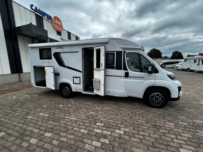 Adria Compact Select DL Grote koelkast, Luifel  foto: 1