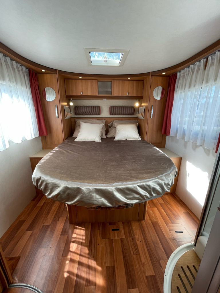 Hymer Tramp 698 CL QUEENSBED 3LTR 160 PK BR-SYSTEEM CAMERA photo: 17