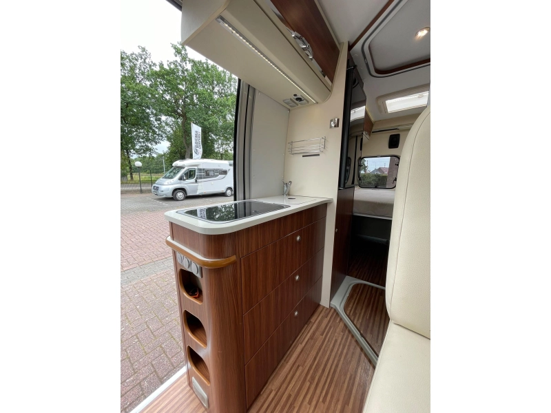 Adria Twin 600 SPT Bed Airco 49000 km 2016  foto: 14