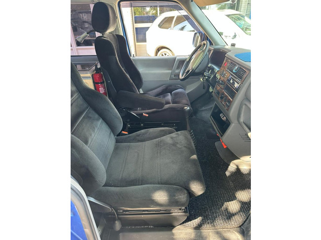 Volkswagen TRANSPORTER TDI 75 KW Unieke staat! Vol jaar APK, afleverbeurt, garantie foto: 15