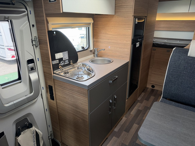 Weinsberg CaraHome 650 DG / Free Storage photo: 9