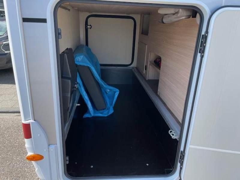 Sunlight T 66 Sky View + Fietsendrager  foto: 18