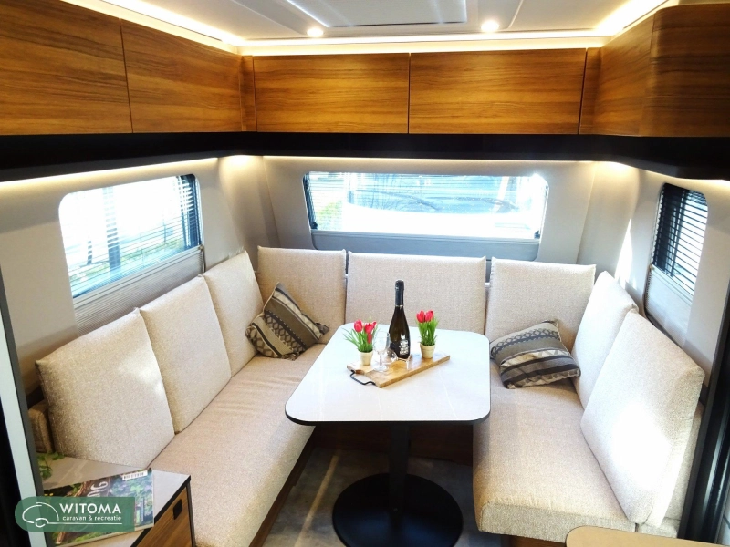 Eriba Novaline 485 &iexcl;Con gran asiento redondo! foto: 5