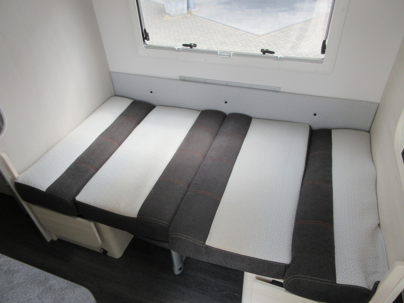 Caravelair Artica 496 MOVER AIRCO LUIFEL photo: 4