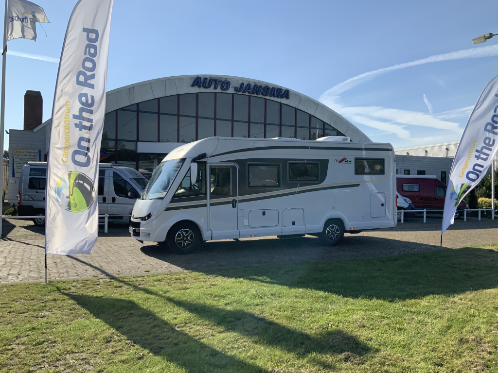 Carthago Malibu I 460 AUTOM&Aacute;TICO 150 CV Integral, Camas longitudinales y Cama abatible, Garaje, Aire acondicionado de motor, Aire acondicionado de techo, Sistema de nivelaci&oacute;n, Centro de autocaravanas en la carretera Marum foto: 35