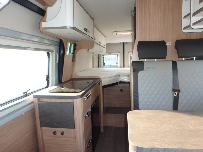 Weinsberg CaraBus 600 ME FIRE EDITION foto: 12