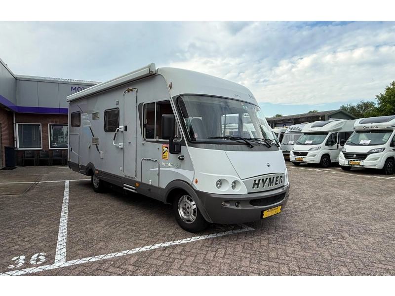 Hymer B 644