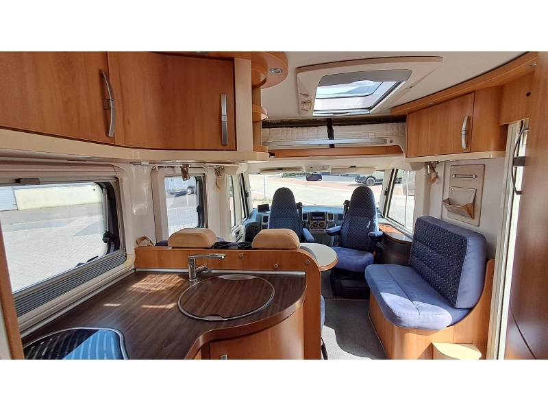 Hymer B654 CL Luftfederung / 3500/4000KG Foto: 9