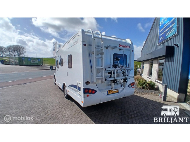 Dethleffs T 6501 B .. 2008 Franz&ouml;sisches Bett. Foto: 3