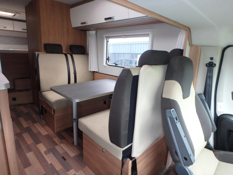 Weinsberg CaraHome 700 DG  foto: 10