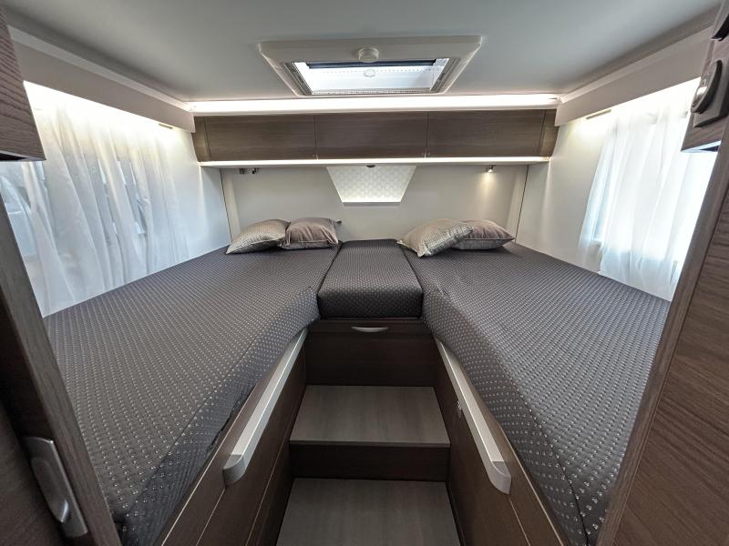 Adria Coral MB Supreme 670 DL  foto: 4