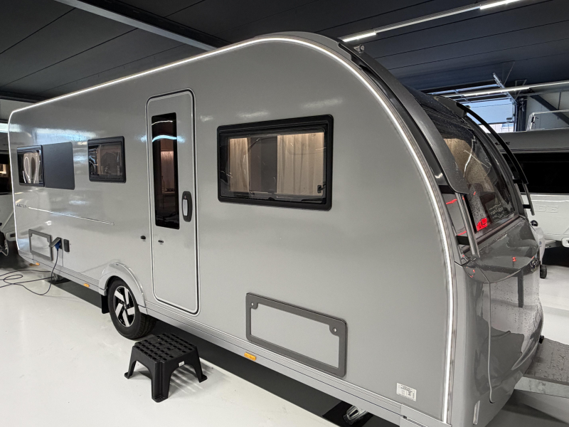 Adria Alpina Modelo 2027 foto: 22