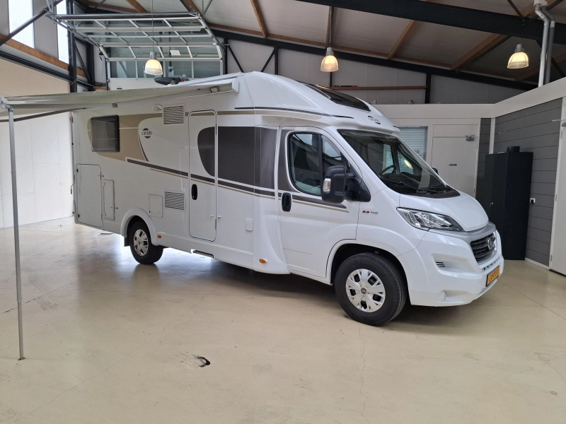Hymer Carado 447 T 140CV Camas Individuales Solar