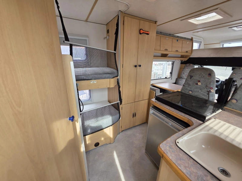 TEC Rotec 2800 JTD Bunk beds 6 persons photo: 11