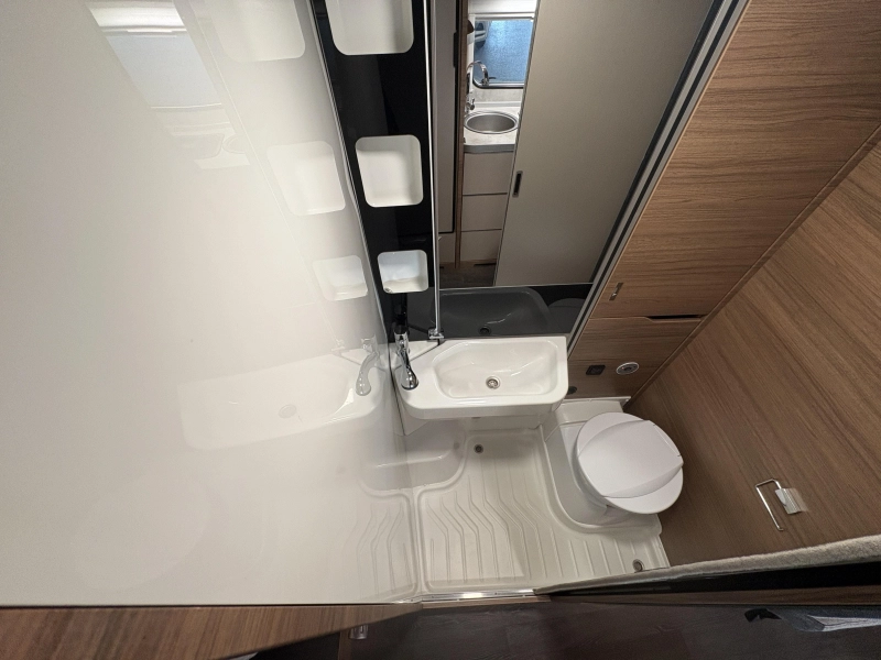 Knaus Van I 650 MEG integraal - automaat  foto: 7