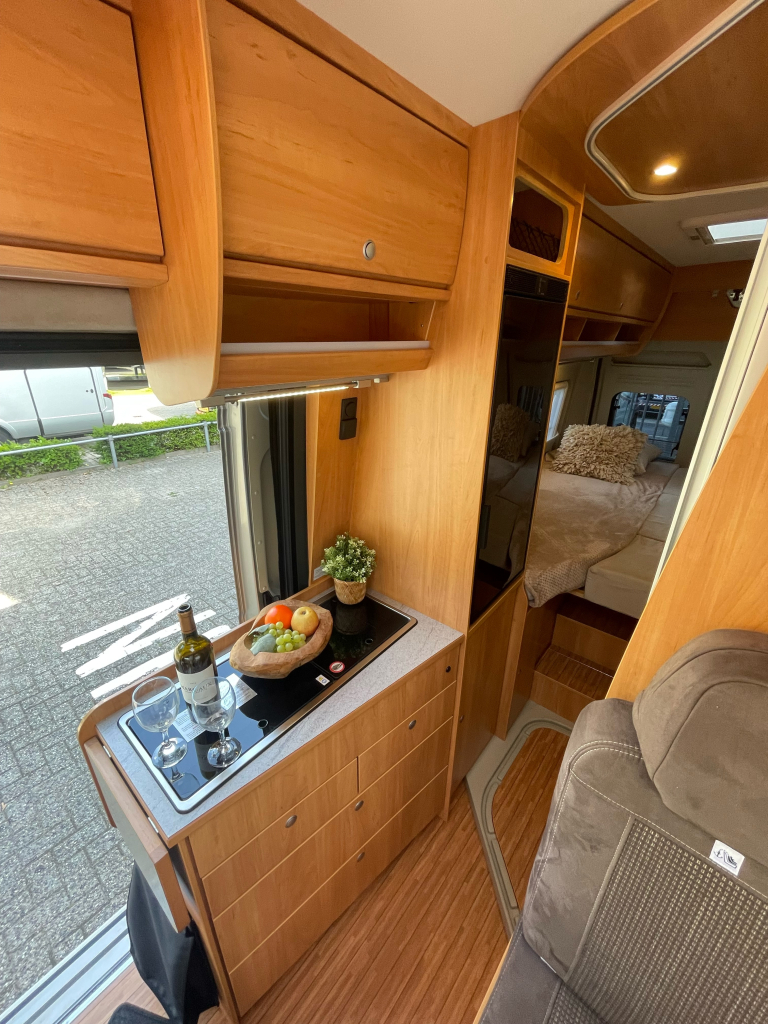 p&ouml;ssl ROADCRUISER XL CAMAS INDIVIDUALES ELEVADAS ENGANCHE DE REMOLQUE foto: 5