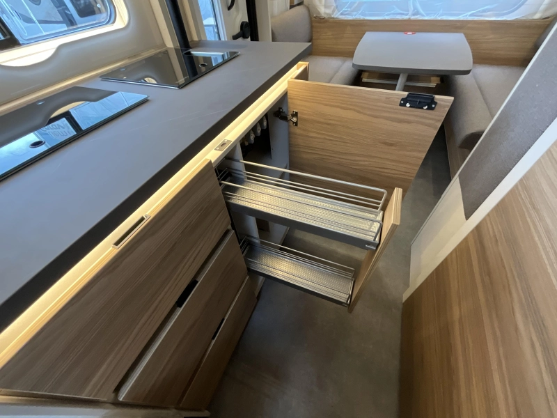 Dethleffs Nomad 460 EL MOVER-LUIFEL-NIEUW MODEL foto: 8