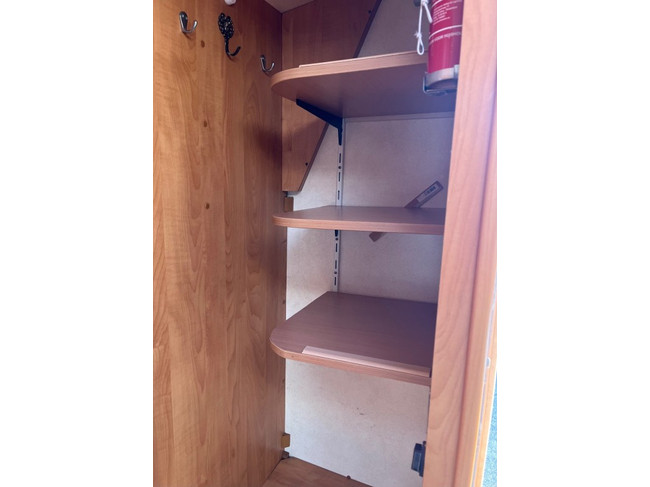 Eura Mobil Compact Off-grid Omvormer Zonnepaneel Maxi-Fan 4p. foto: 20