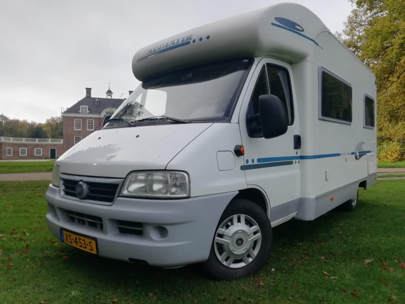 Adria Coral 573 DS met extra grote Sola  foto: 12