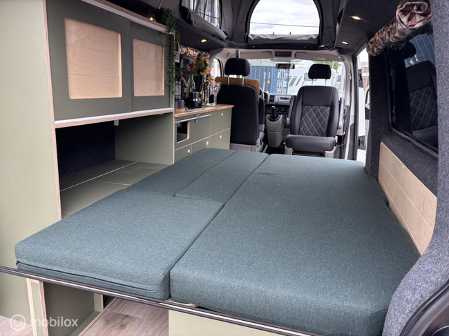 Volkswagen T6 2017 Buscamper Nevada Two-tone! Foto: 16