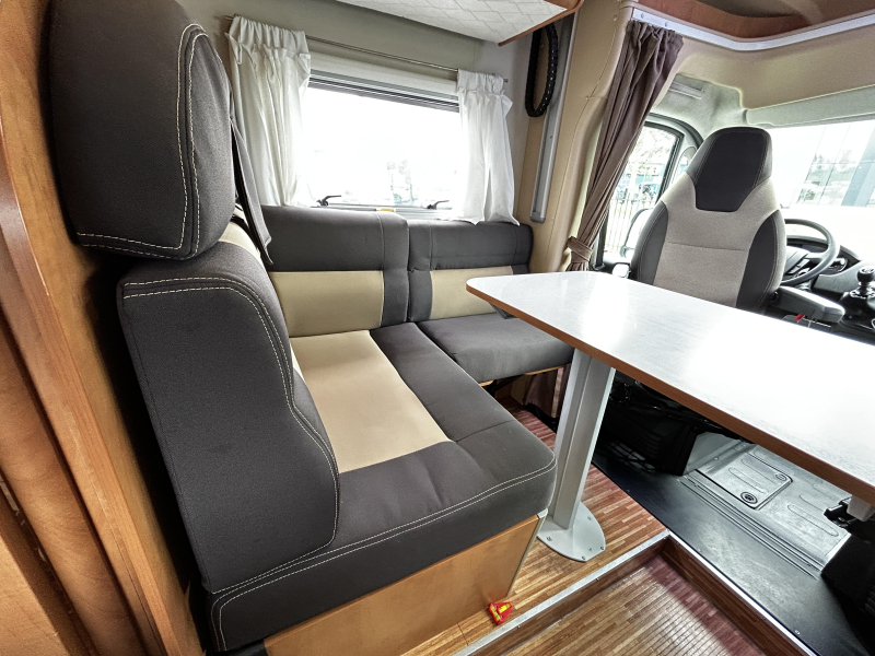 P.L.A. Camper Plasy 63 HP Dwarsbed/Hefbed/2016/6.2M  foto: 16