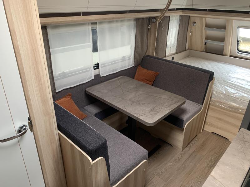 Hobby De Luxe 490 KMF Model 2026  foto: 8