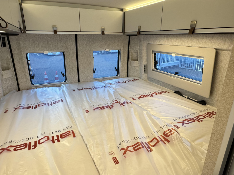 Hymer Yosemite - MEGA-DEAL - Automaat -  foto: 11