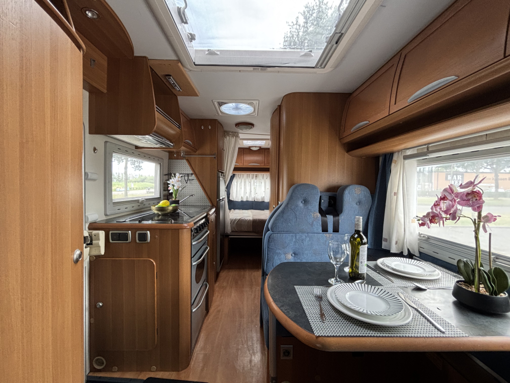 Adria Roller Team Pegasso 708 QUERBETT + ALKOVEN 6 PERSONEN! SCHNÄPPCHEN Foto: 16