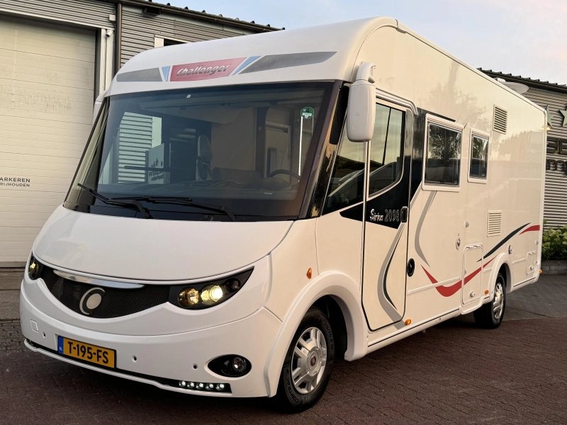 Challenger Sirius 2098 Queensbed-Hefbed-2x Airco  foto: 17